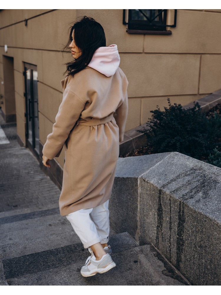 Довге жіноче пальто прямого крою з поясом 2 ґудзика, бежеве Довге жіноче пальто прямого крою з поясом 2 ґудзика, бежеве