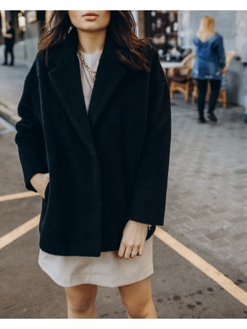 Жіноче коротке пальто, чорне