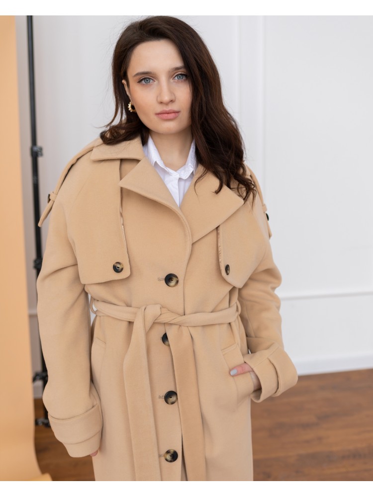 Жіночне пальто з клапаном, бежеве Жіночне пальто з клапаном, бежеве