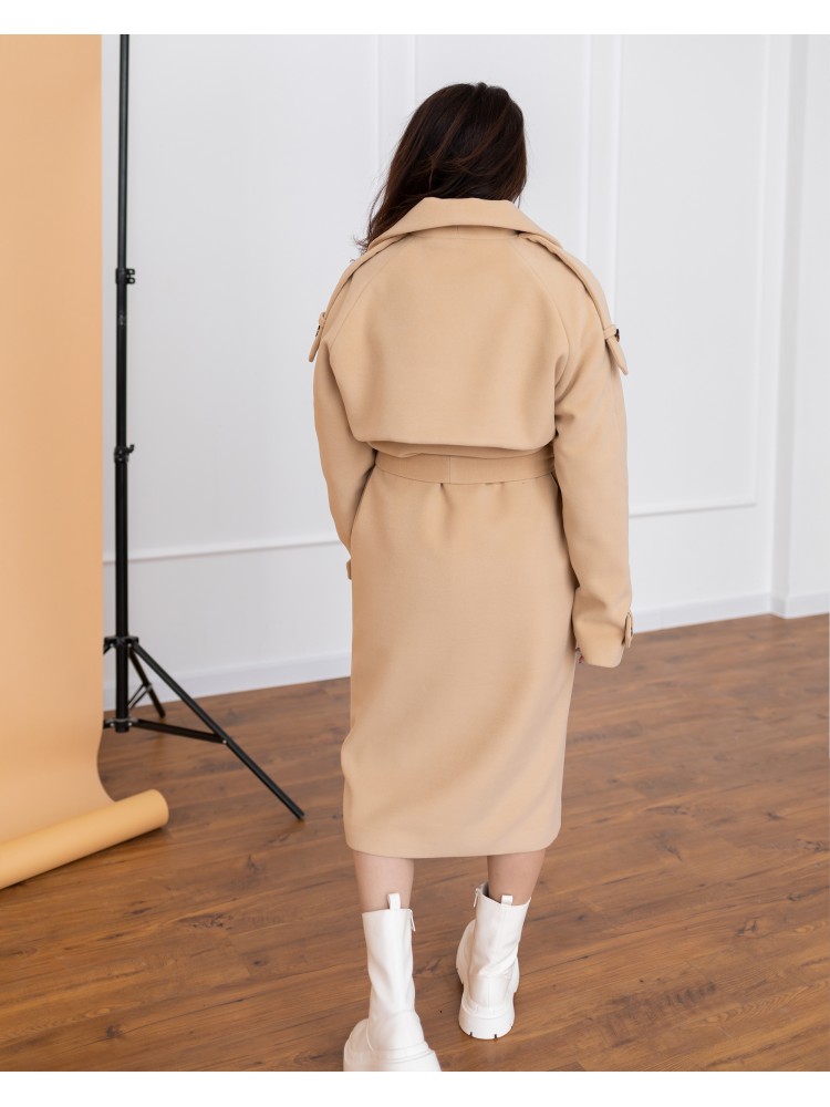 Жіночне пальто з клапаном, бежеве Жіночне пальто з клапаном, бежеве