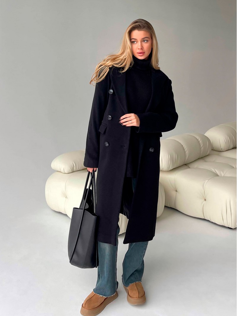 Жіноче пальто з чоловічого плеча, чорне