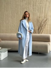 Двобортне довге пальто з обробною стрічкою, блакитне