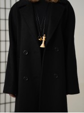 Довге пальто з цільнокроєним рукавом на ґудзиках, чорний