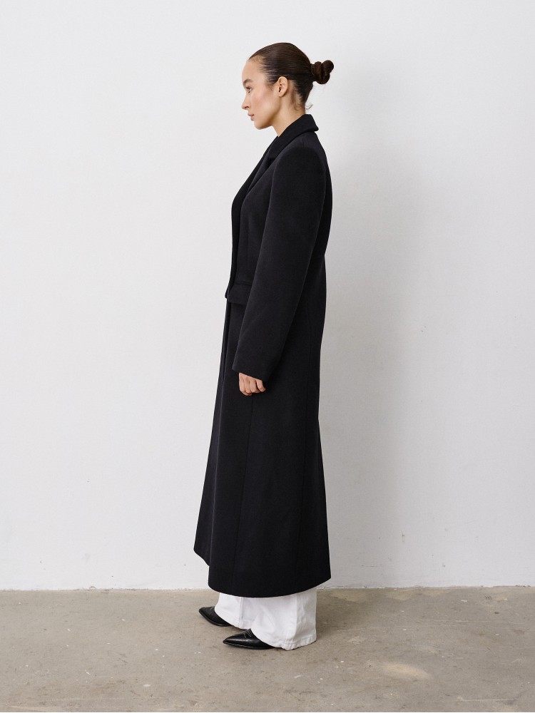 Пальто з чоловічого плеча, чорне Пальто з чоловічого плеча, чорне