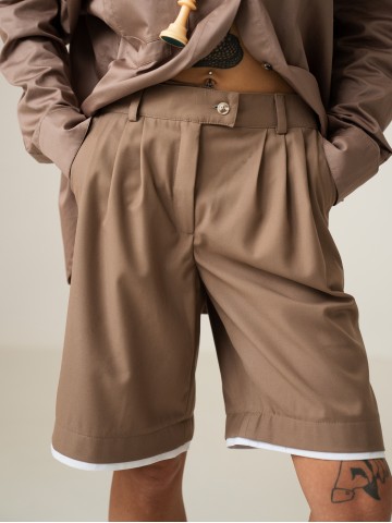 Шорти бермуди, бежеві Шорти бермуди, бежеві