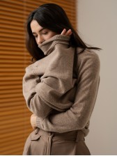 Гольф з вовни мериноса та кашеміру, бежевий