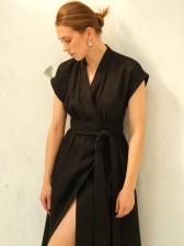 Чорна лляна сукня на запах CHELIE